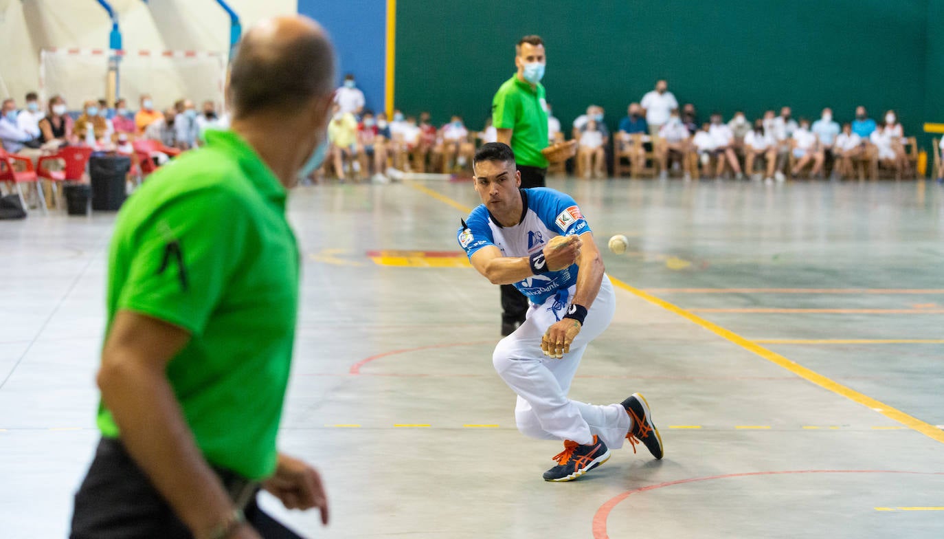 Fotos: Ezcaray y el mundo de la pelota homenajean al desaparecido Joaquín Plaza con un festival