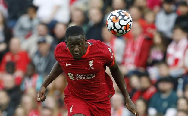 Ibrahima Konaté, con la camiseta del Liverpool. 