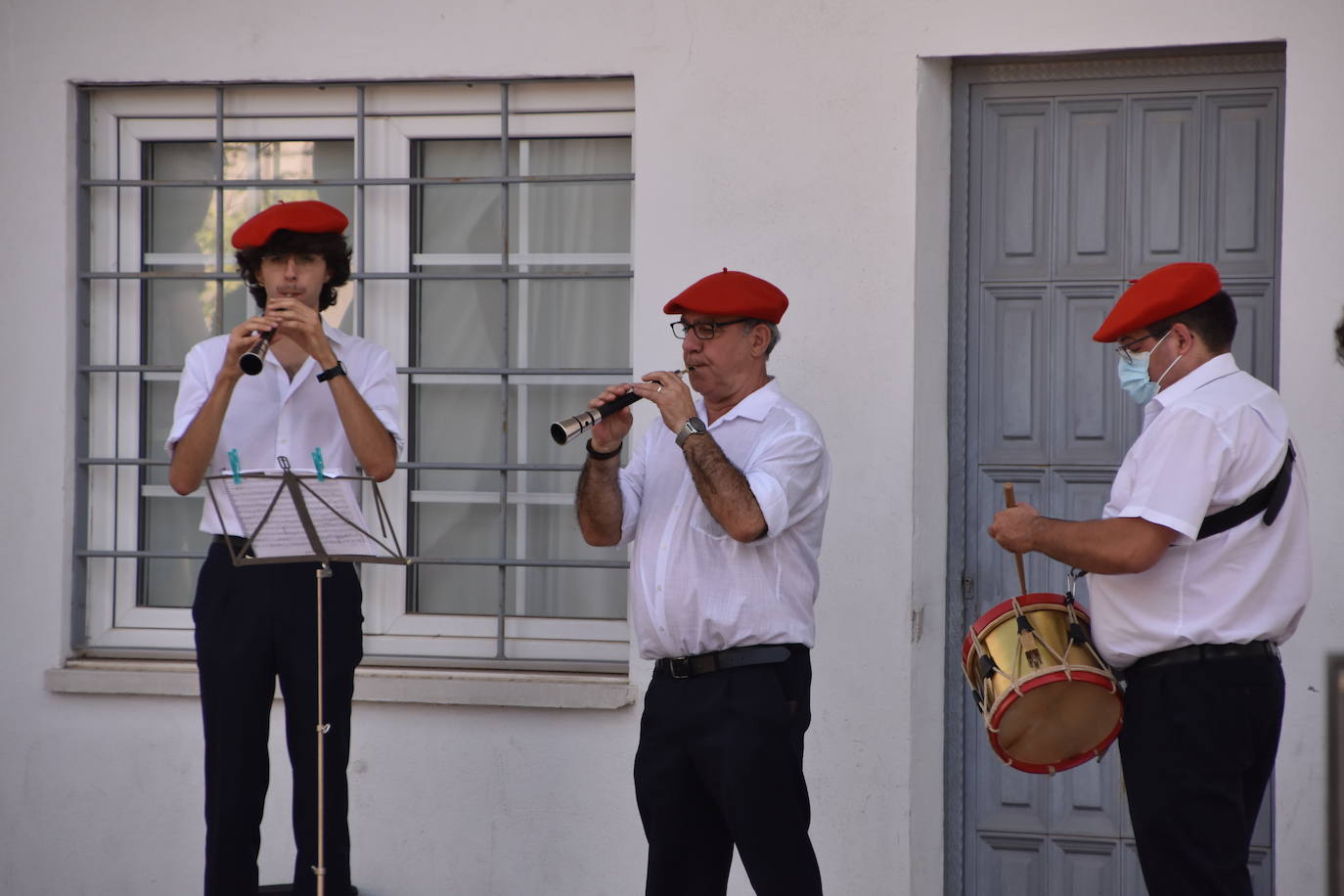 Fotos: Sonidos y color en las calles de Calahorra