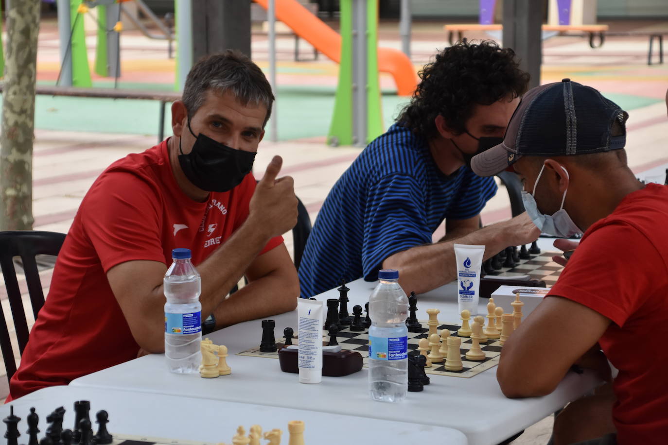 Fotos: Sonidos y color en las calles de Calahorra