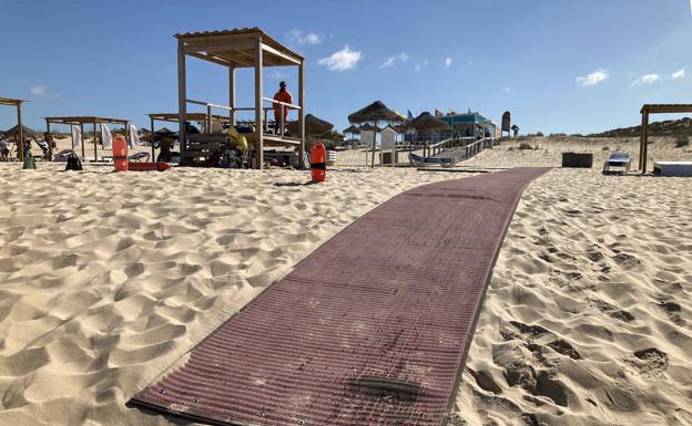 Playa de Comporta con su alfombra roja.