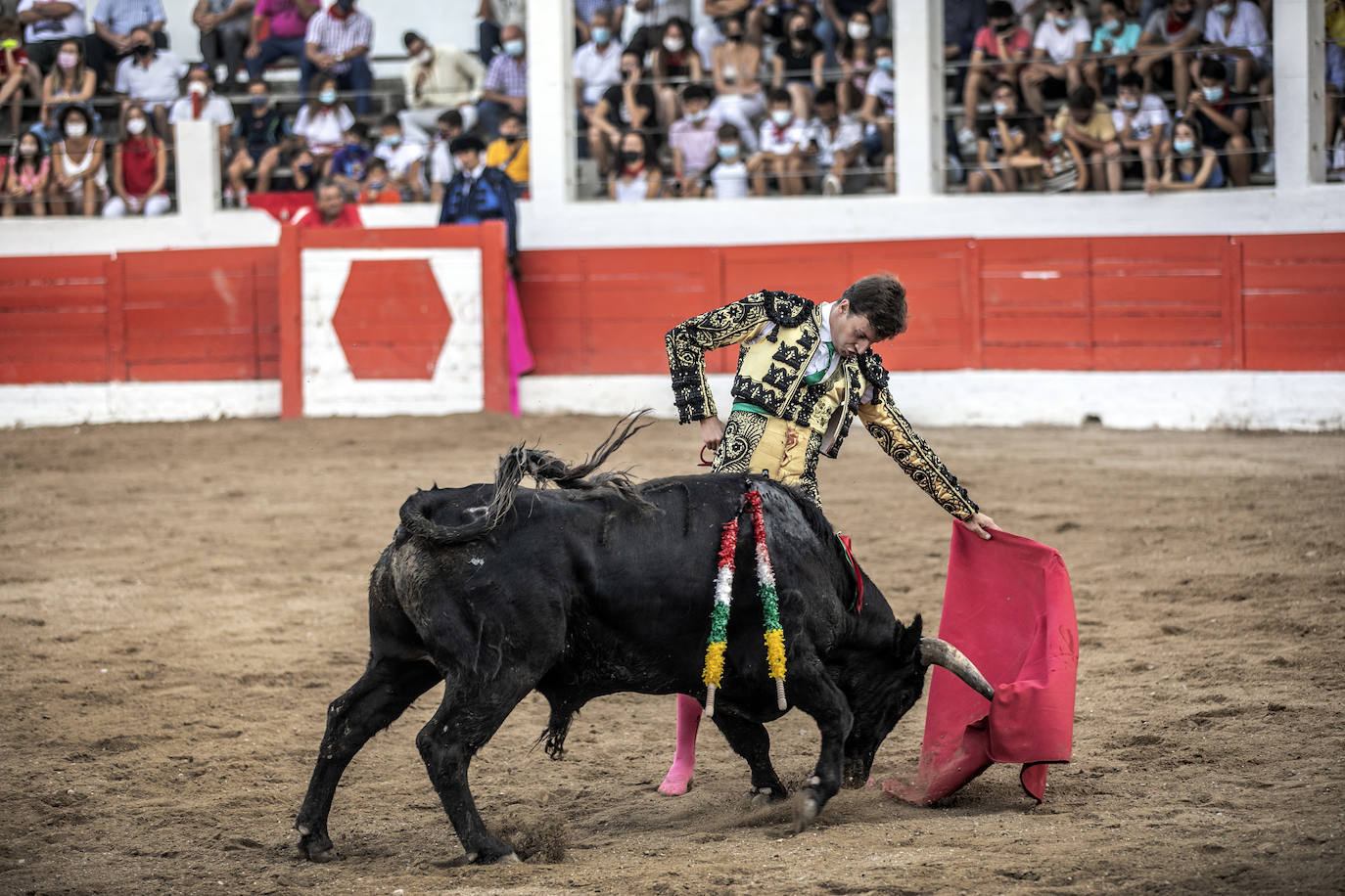 Jesús Romero corta dos orejas 