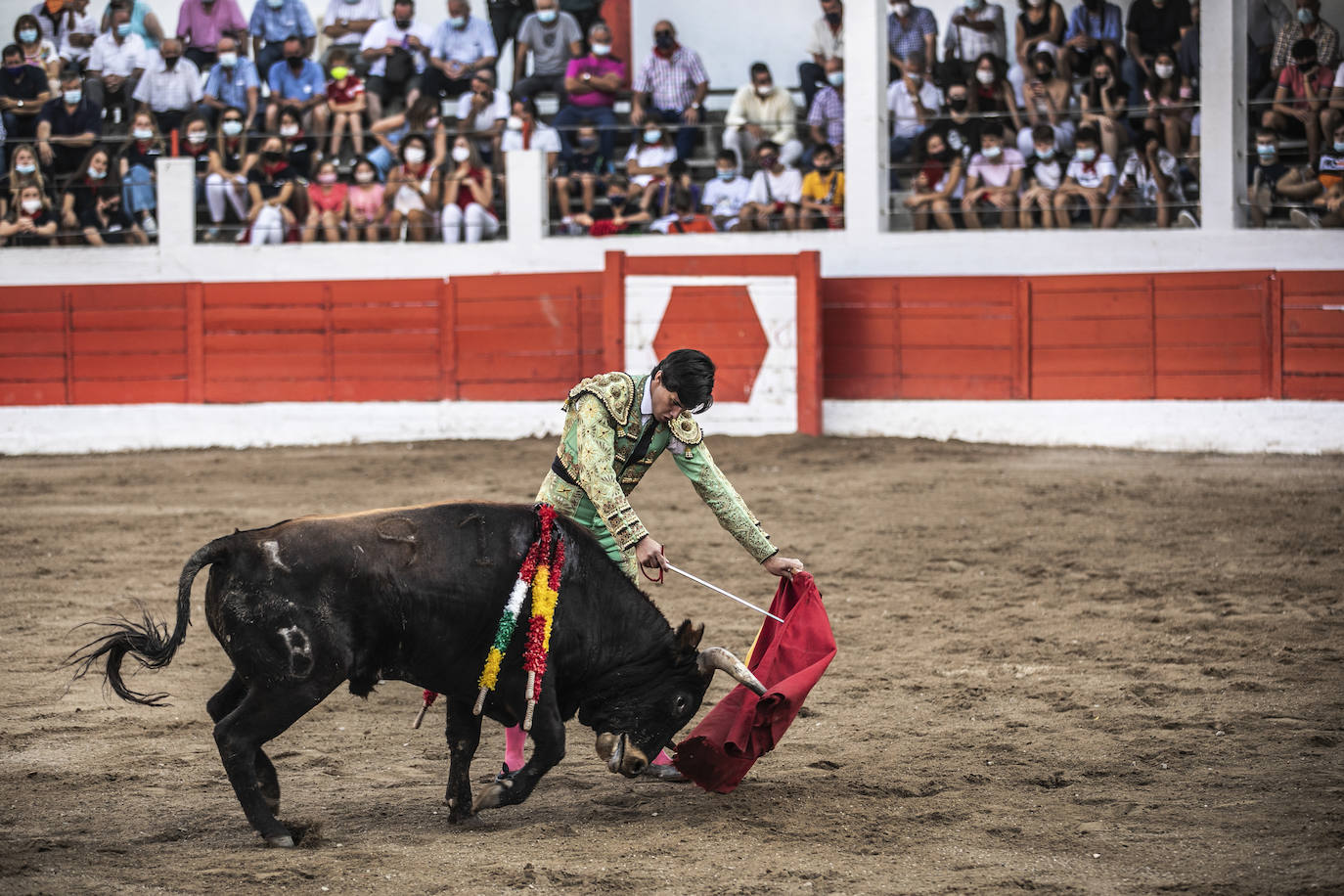 Jesús Romero corta dos orejas 