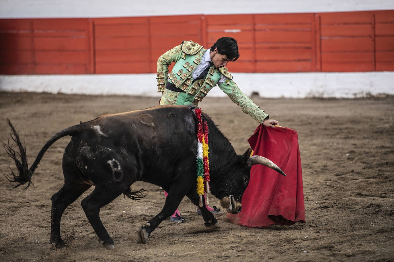 Jesús Romero corta dos orejas 