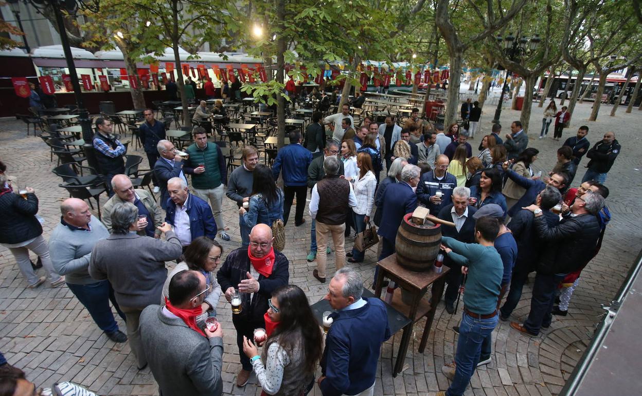 Muestra de las Casas Regionales en la Glorieta en el 2019. 