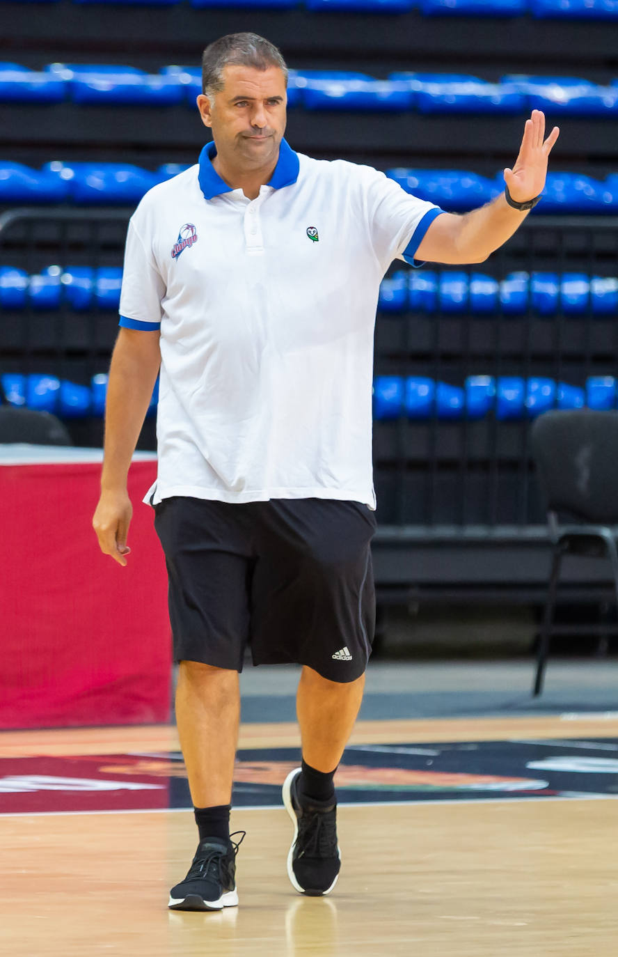 Fotos: El Clavijo empieza a preparar la temporada, su primer entrenamiento