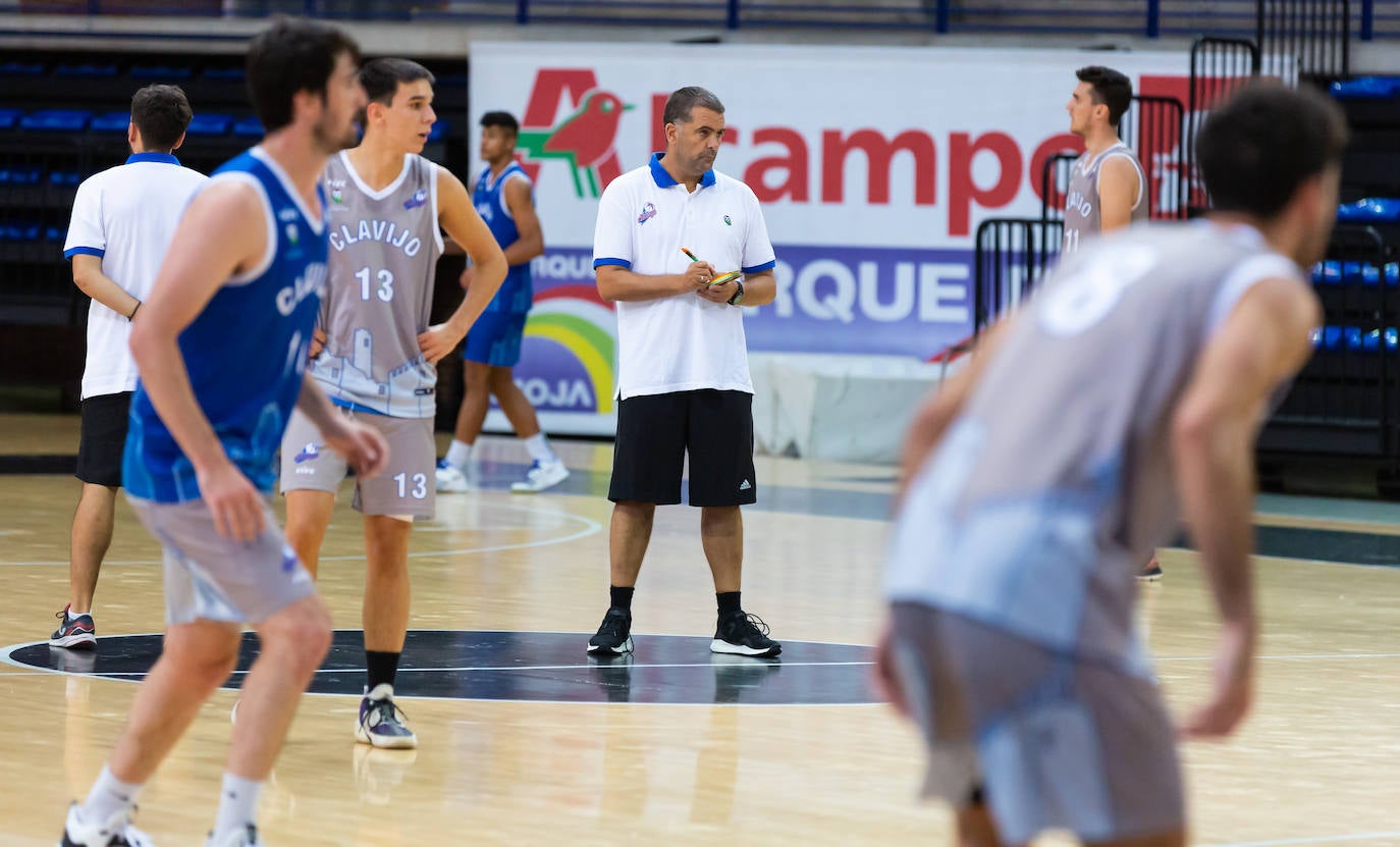 Fotos: El Clavijo empieza a preparar la temporada, su primer entrenamiento