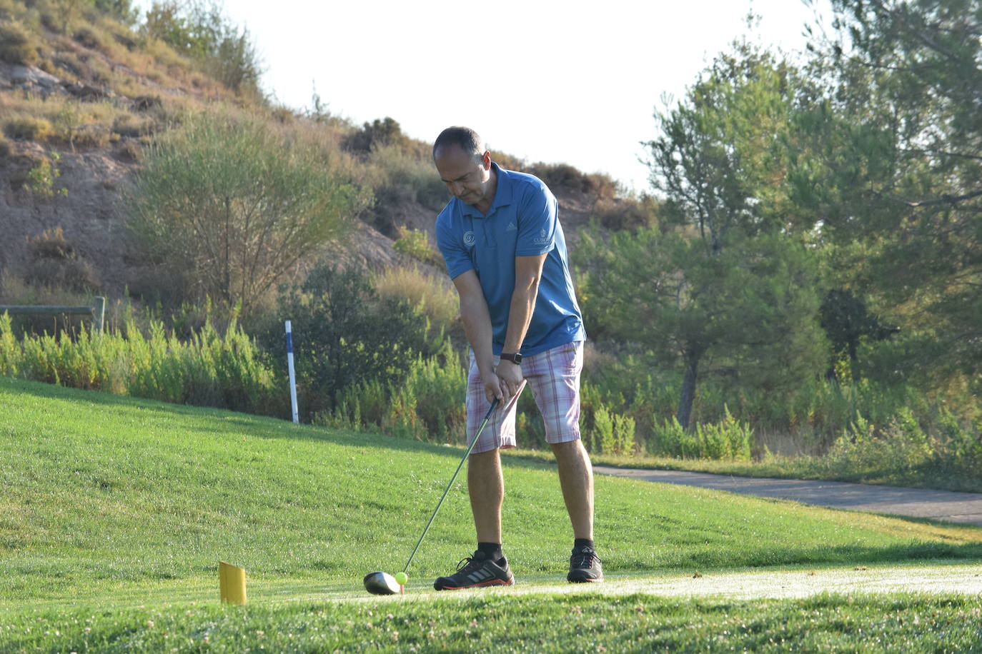 Los participantes en el torneo de patrocinadores de la Liga de Golf y Vino disfrutaron de un gran día de golf en El Campo de Logroño. 