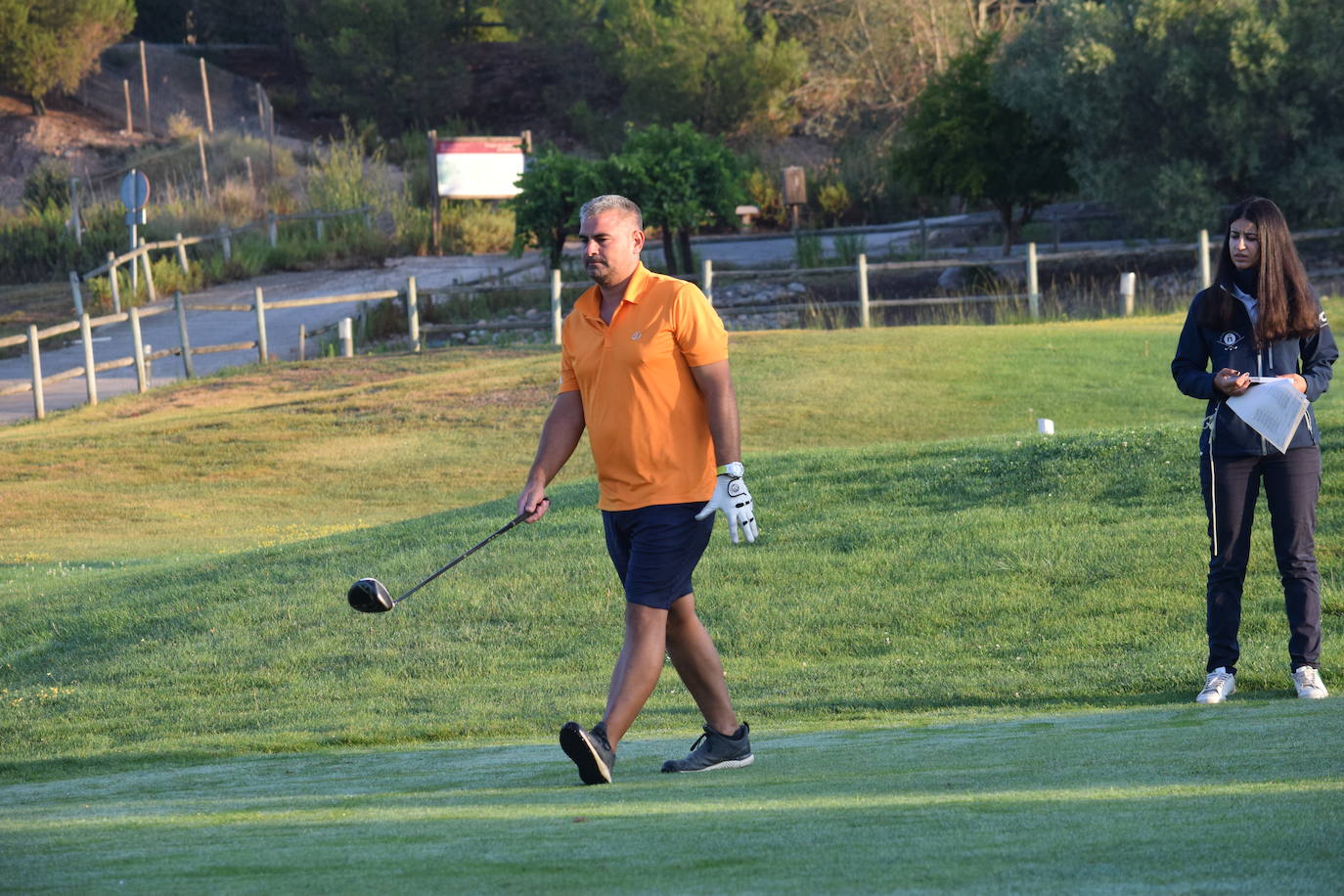 Los participantes en el torneo de patrocinadores de la Liga de Golf y Vino disfrutaron de un gran día de golf en El Campo de Logroño. 