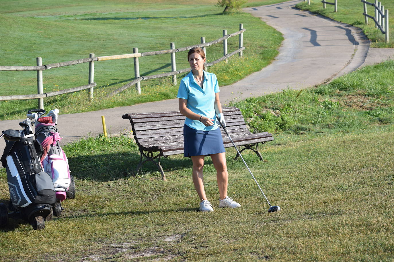 Los participantes en el torneo de patrocinadores de la Liga de Golf y Vino disfrutaron de un gran día de golf en El Campo de Logroño. 