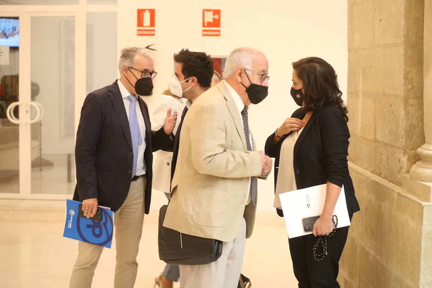 Fotos: El pleno del Parlamento, en imágenes