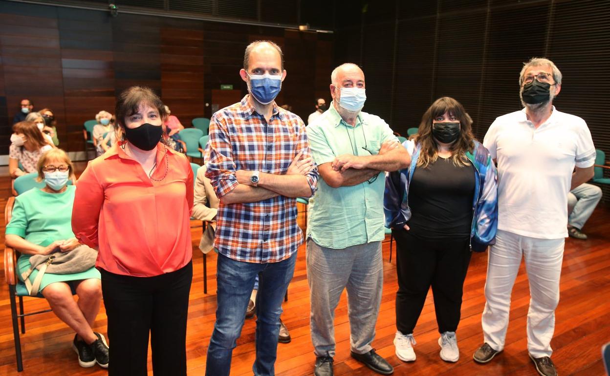 Luciana Schiavarelli, Pío García (moderador), José Miguel León, Alba Sáenz de la Cuesta y Giovanni Muzio, en el Centro Gran Vía . 