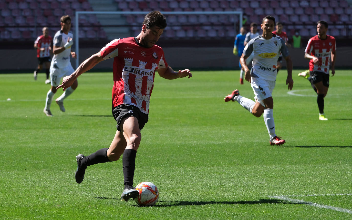 Fotos: El partido SD Logroñés-Tudelano, en imágenes