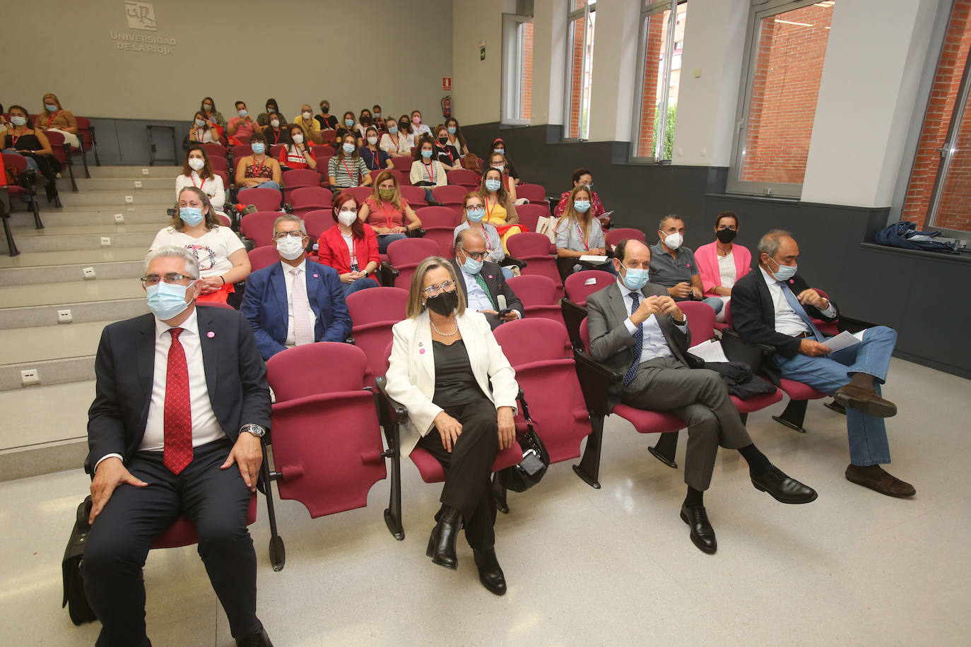 Fotos: Curso de verano ‘Donación y trasplantes de órganos y tejidos para enfermería’, organizado por la Asociación Vida por Vida y Viamed en la Universidad de La Rioja