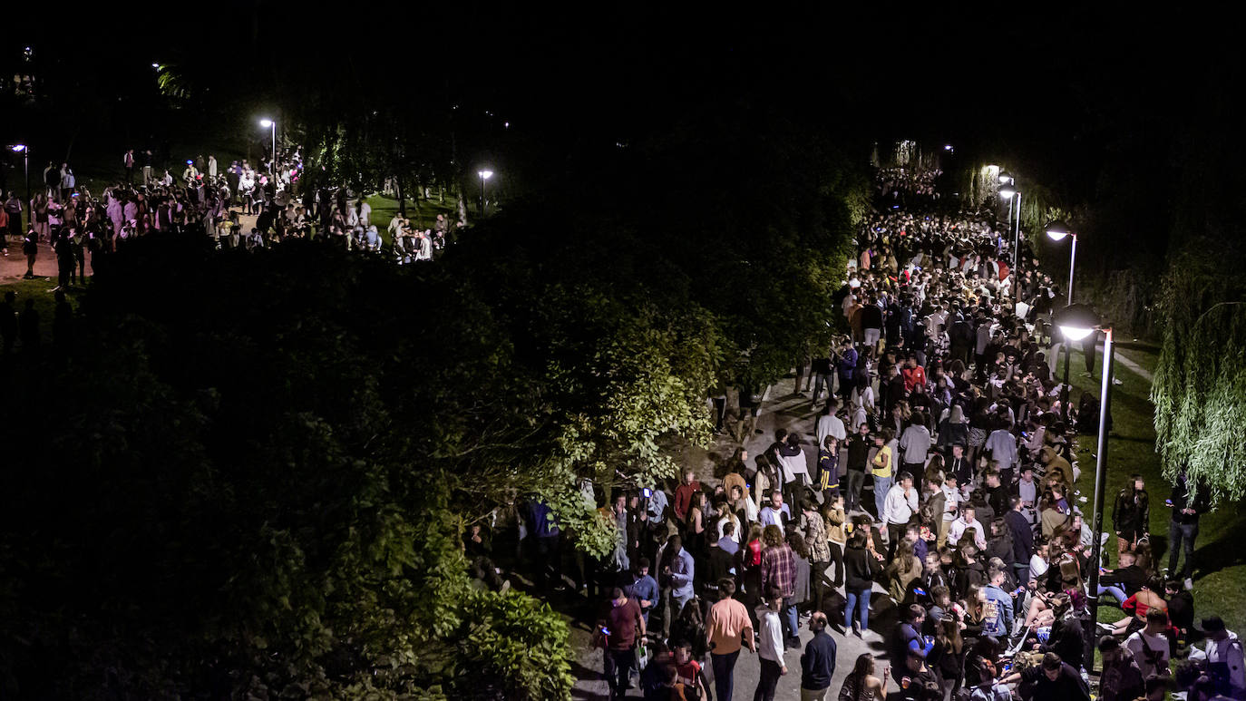 Los jóvenes se trasladaron desde el Casco Antiguo de la ciudad hasta el parque de la capital riojana