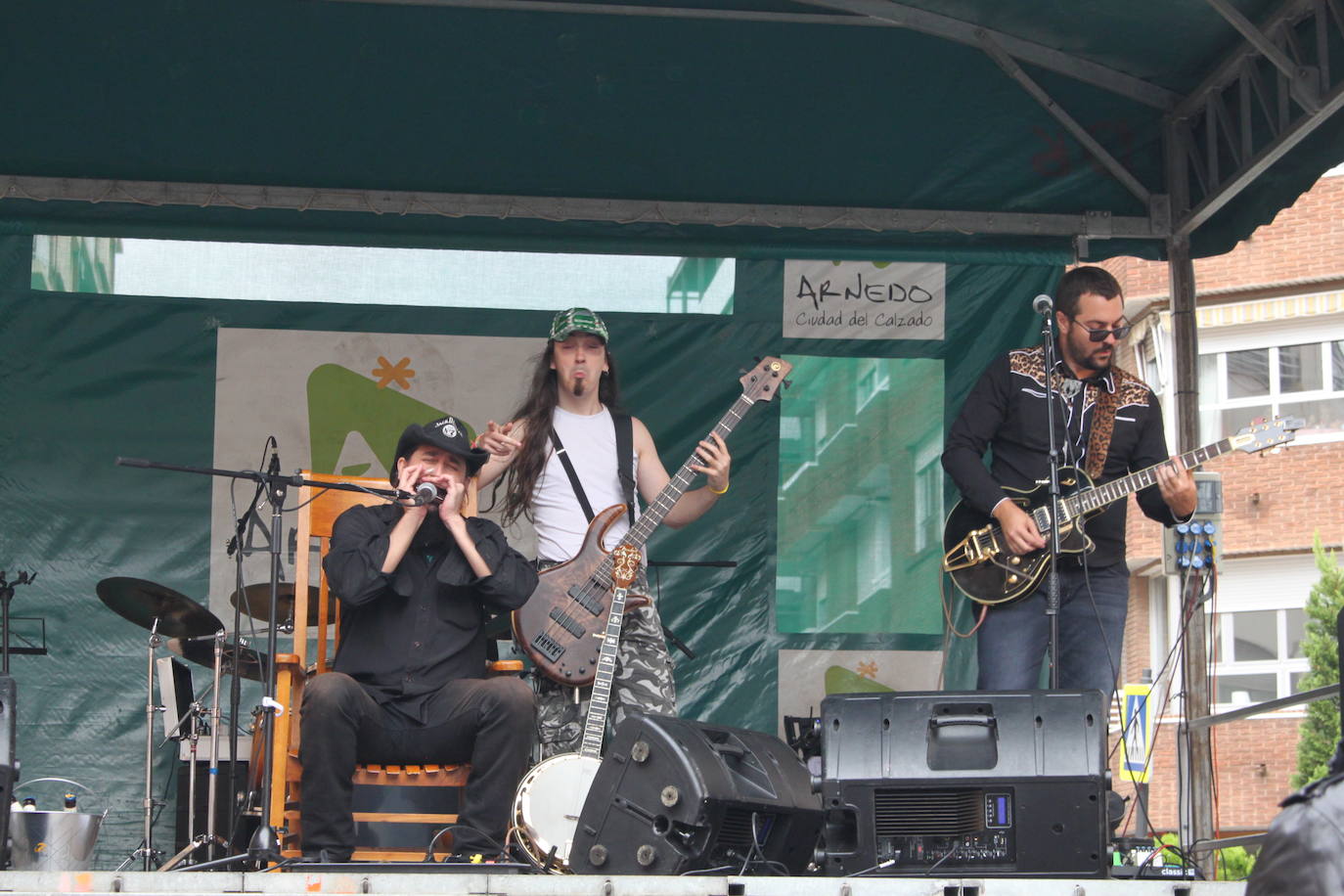 El festival arnedano registró un gran ambiente que ni el clima arruinó