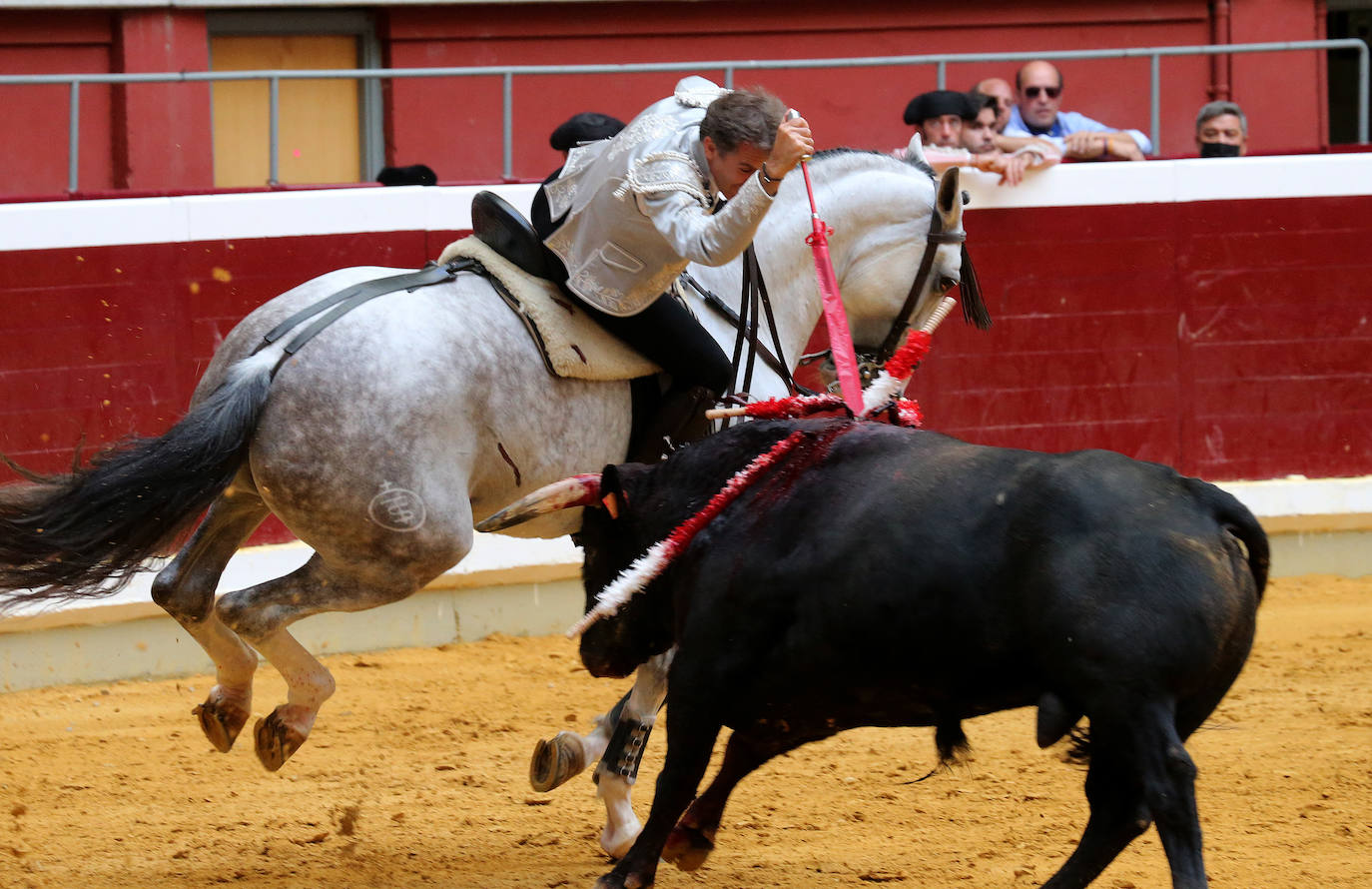 Guillermo Hermoso de Mendoza ha sido el gran triunfador de la tarde al cortar tres orejas