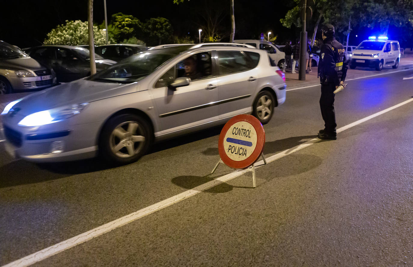 Fotos: La fiesta sigue en el parque del Ebro