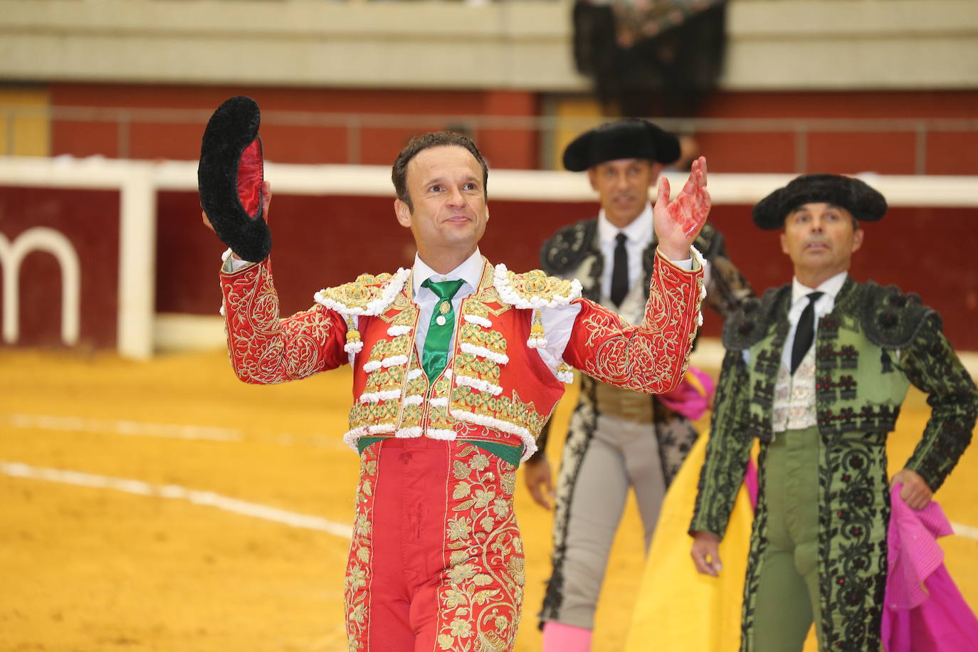 Antonio Ferrera ha cortado una oreja en el mano a mano con un Diego Urdiales que no ha tenido suerte con su lote