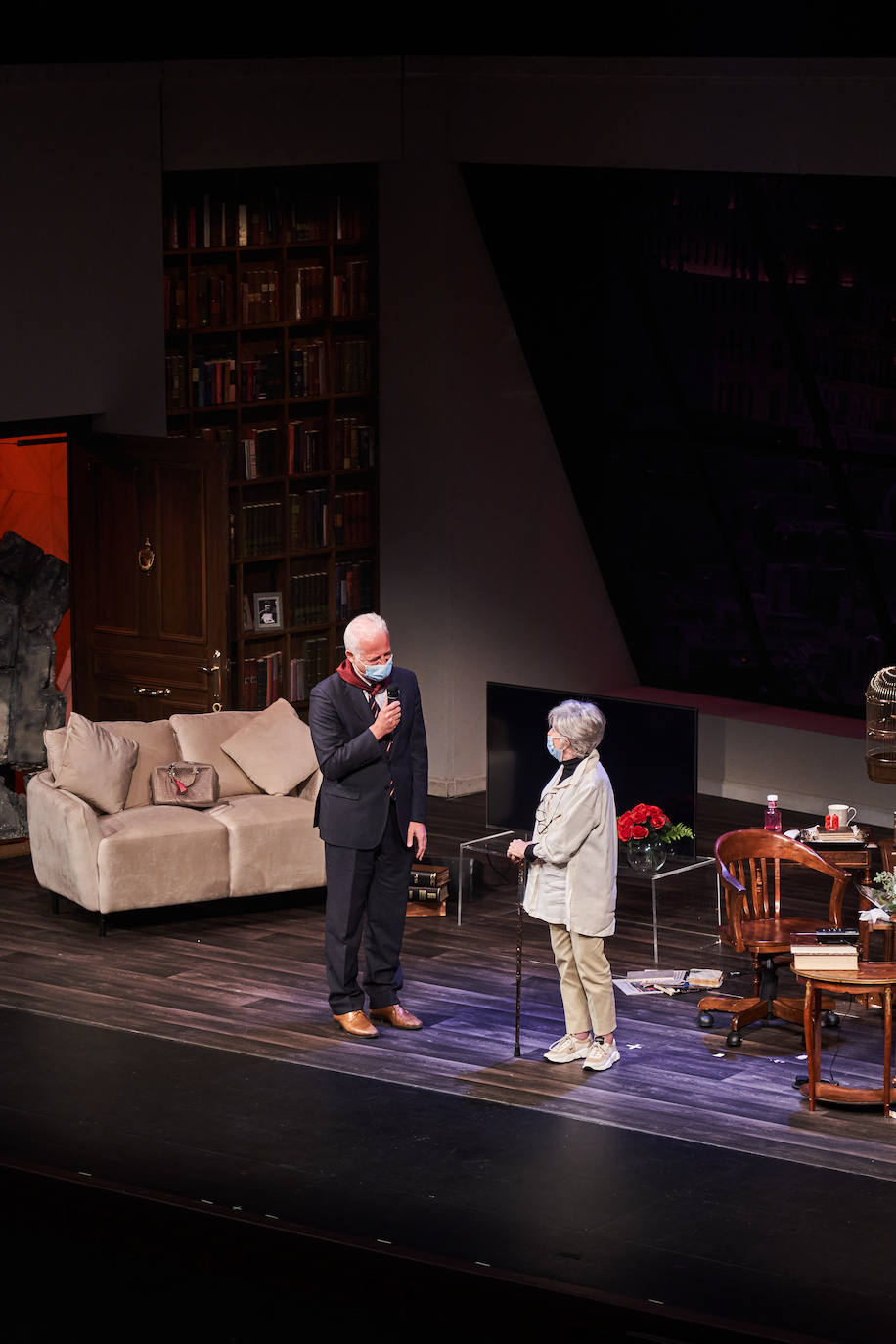 La actriz se ha despedido de las tablas con una representación en el Teatro Bretón de Logroño