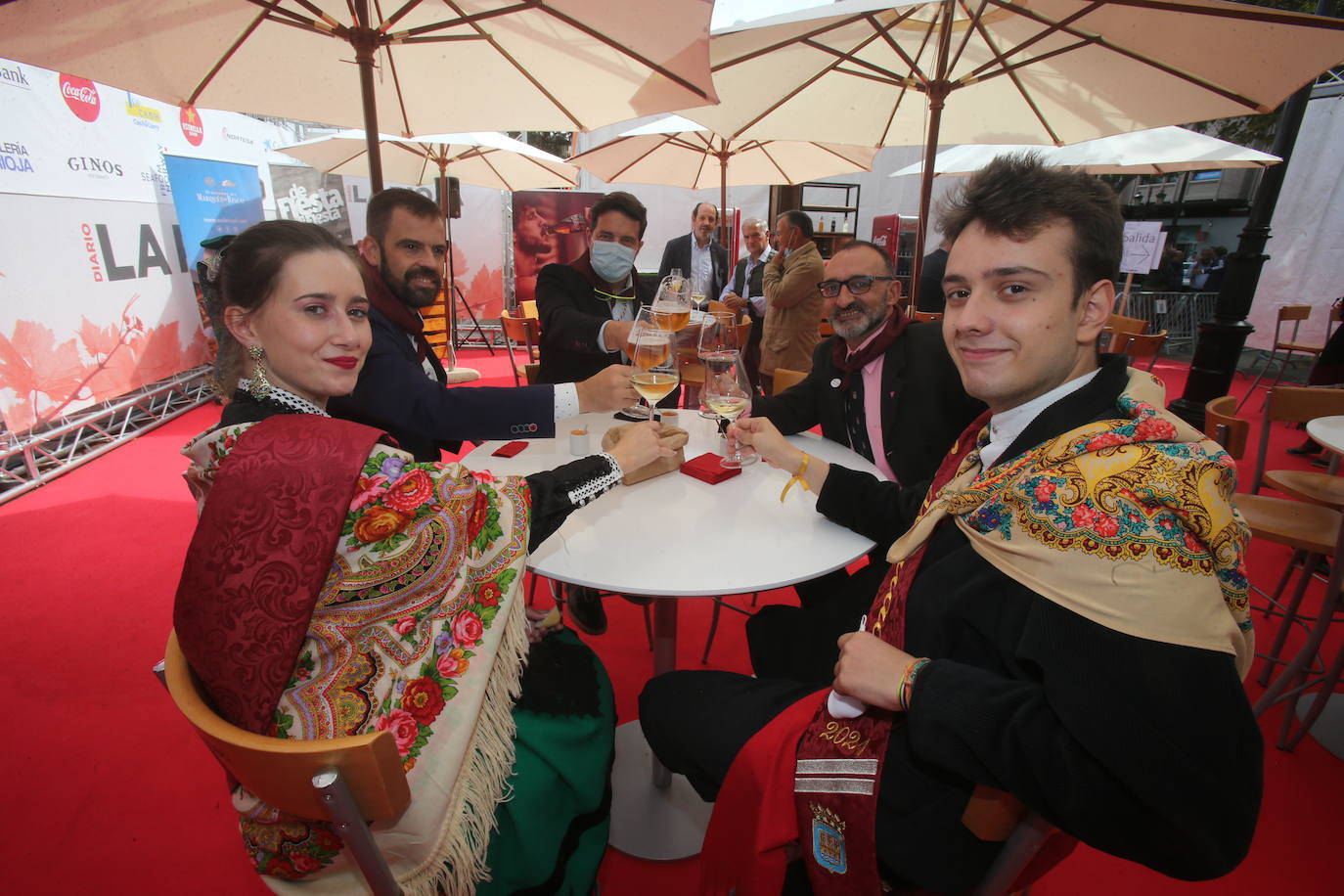 Buen ambiente de nuevo en el enclave de El Espolón en una jornada protagonizada por Delicious Gastronomía y los vinos de Marqués de Riscal