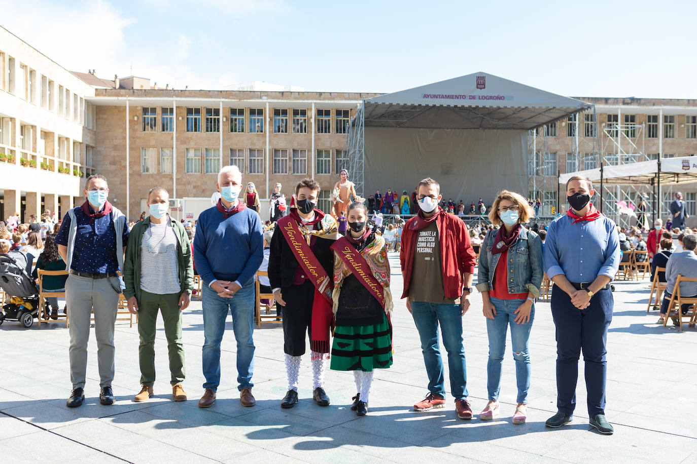 Fotos: Los Gigantes y cabezudos reaparecen en Logroño