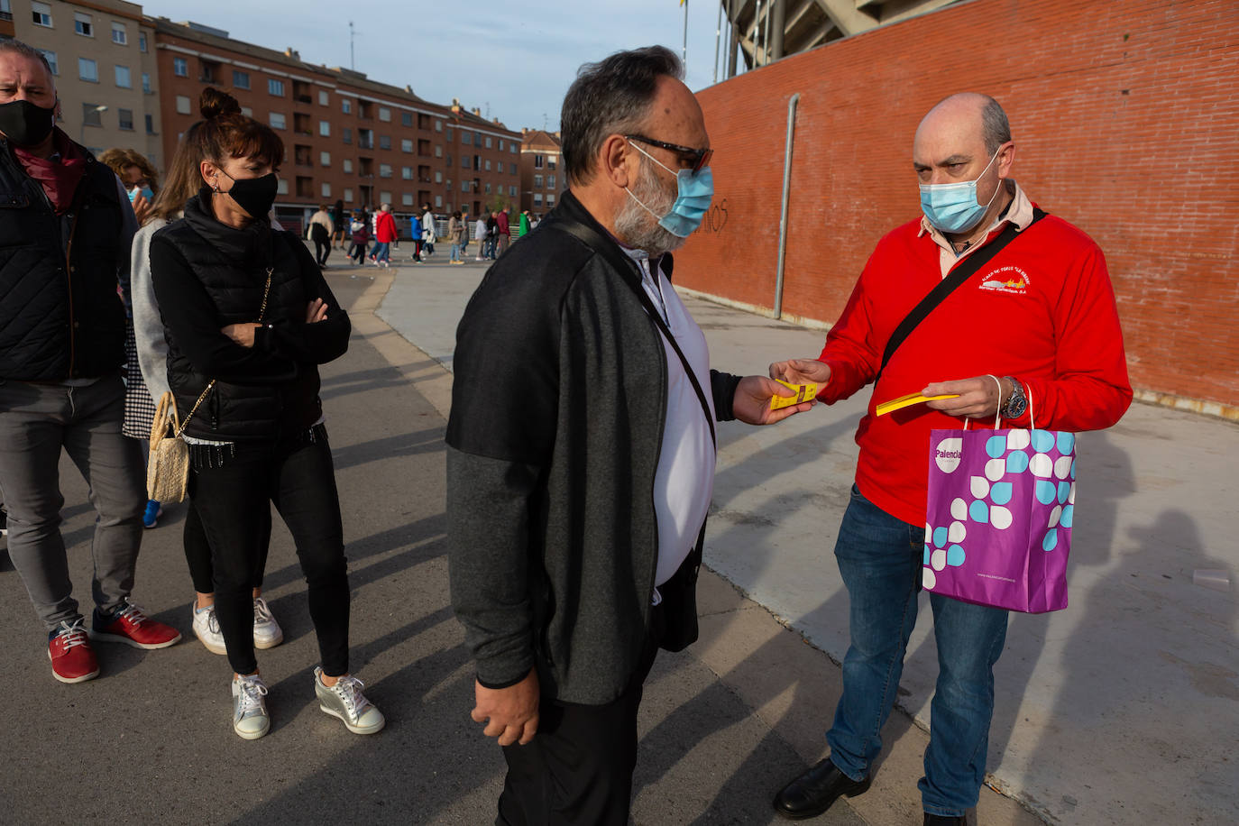 Fotos: Promesas de las acrobacias en La Ribera