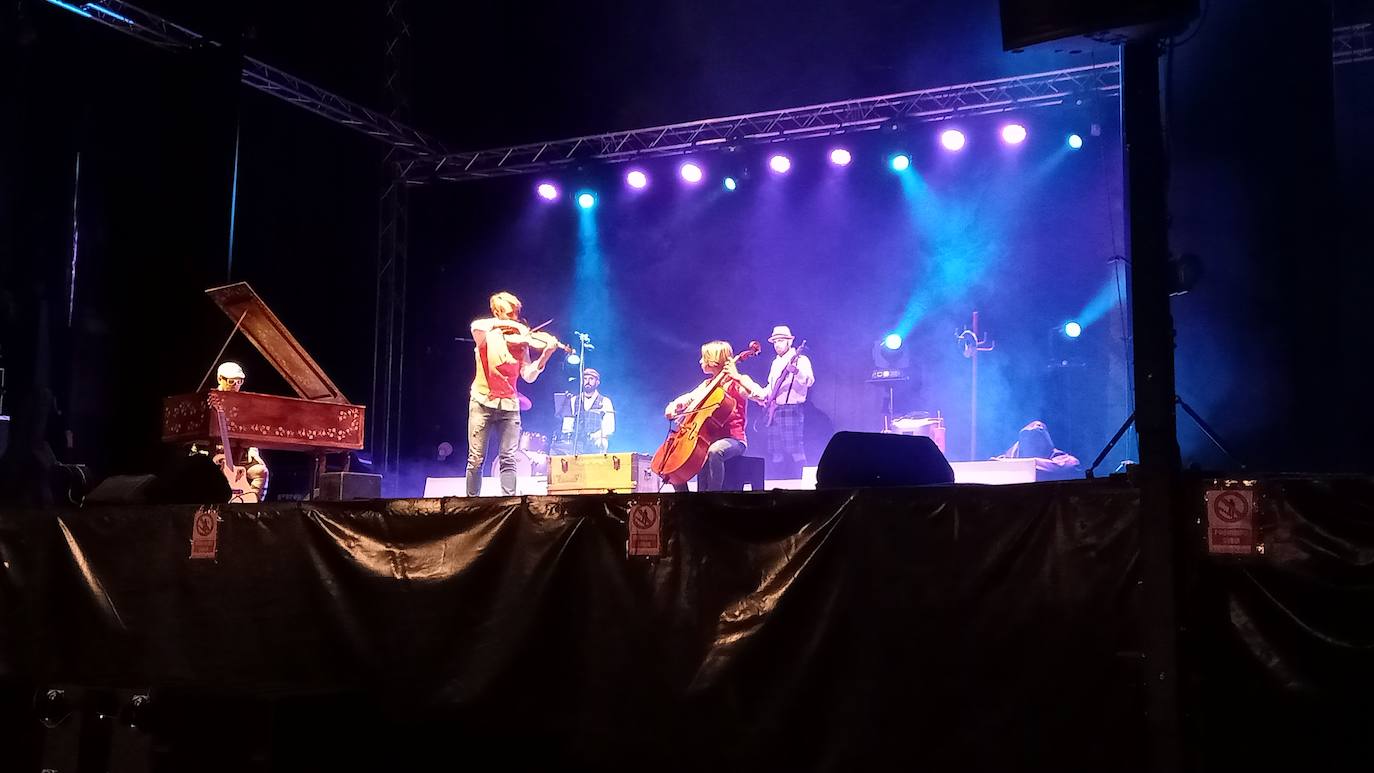 Fotos: Arnedo disfruta de la música y las degustaciones en la mañana de la cuarta jornada de sus fechas festivas