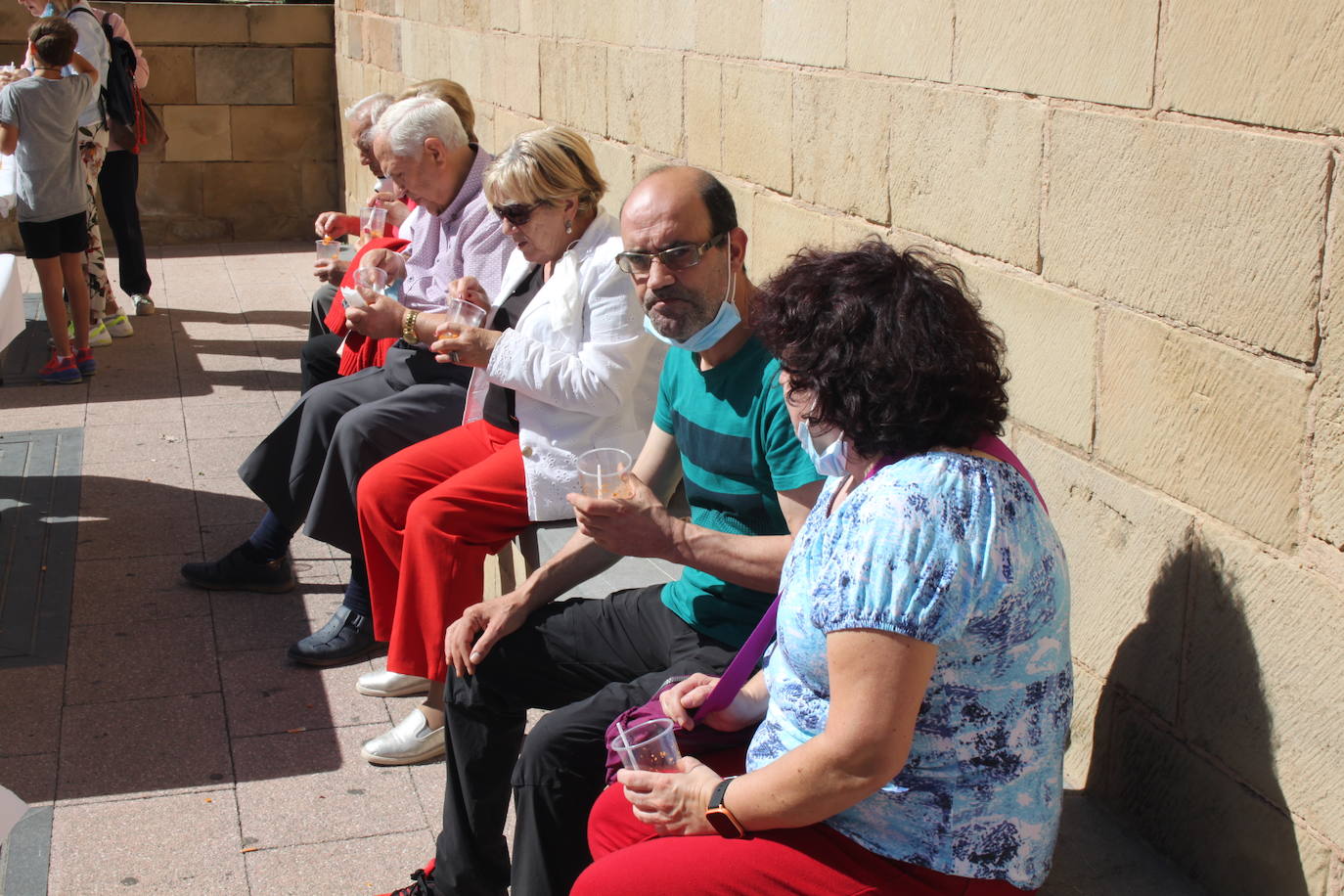 Fotos: Arnedo disfruta de la música y las degustaciones en la mañana de la cuarta jornada de sus fechas festivas