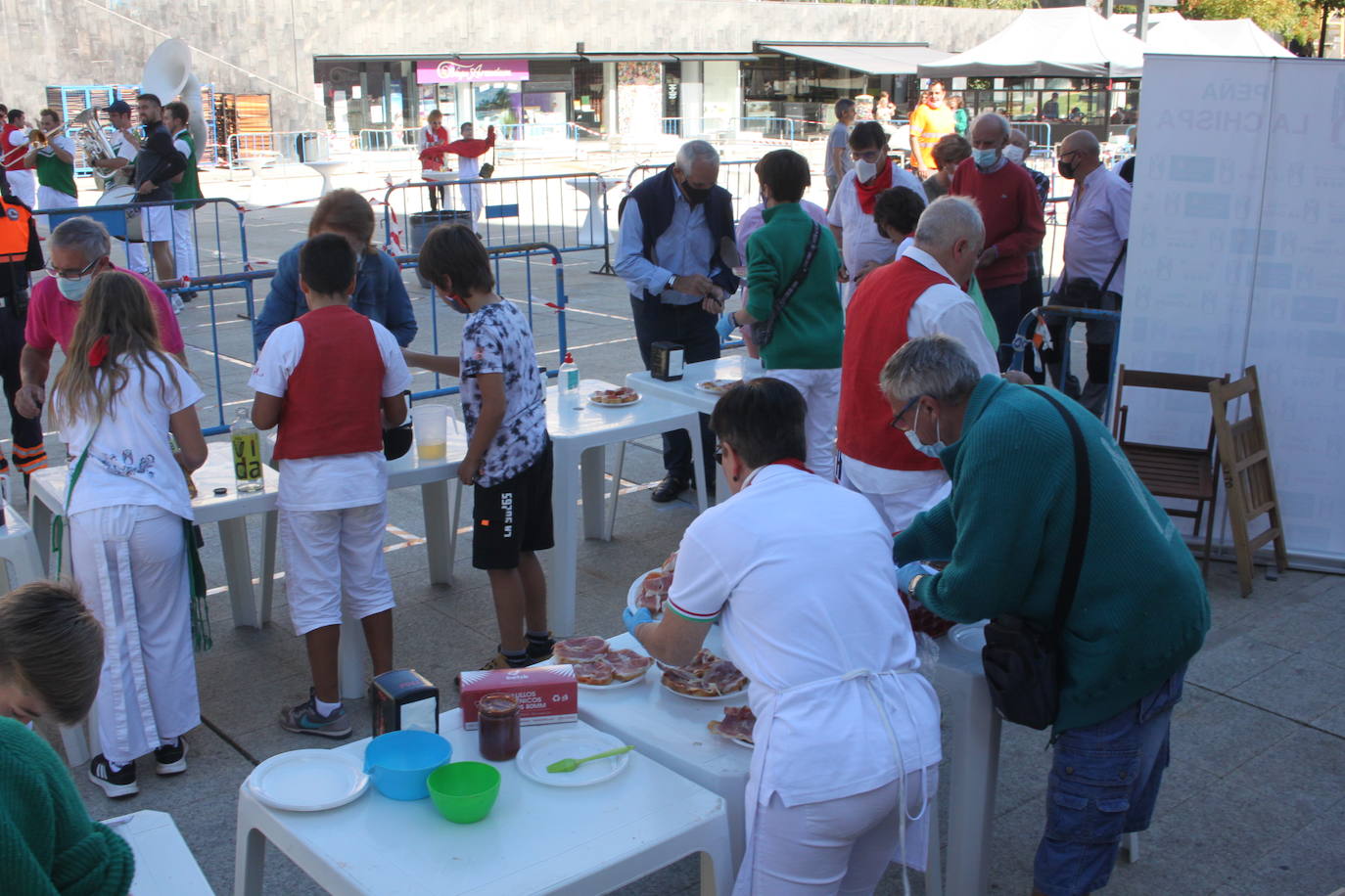 Fotos: Arnedo vive la quinta jornada de San Cosme y San Damián