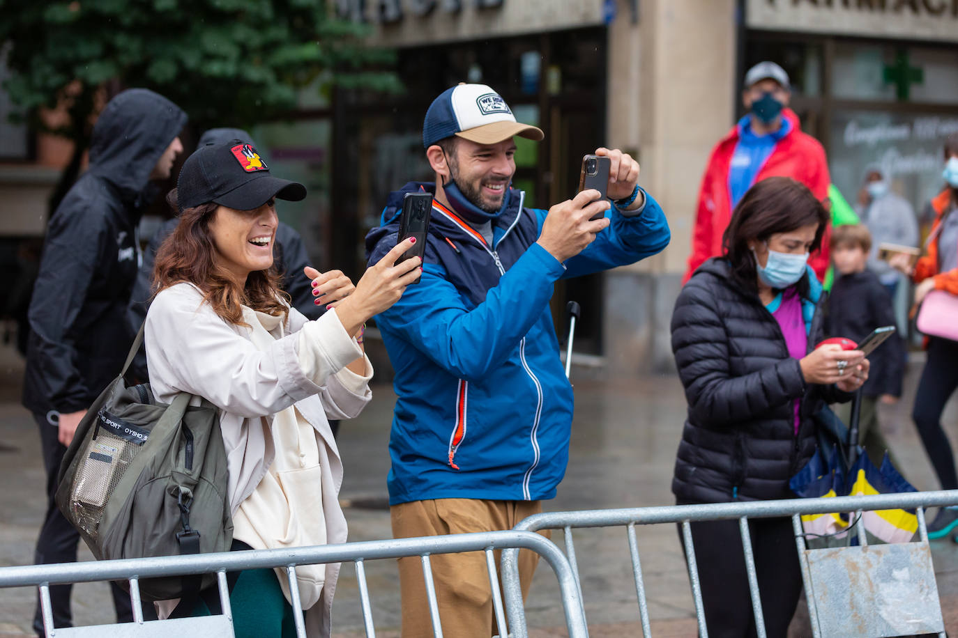 La lluvia no ha frenado la ilusión de los participantes en la prueba