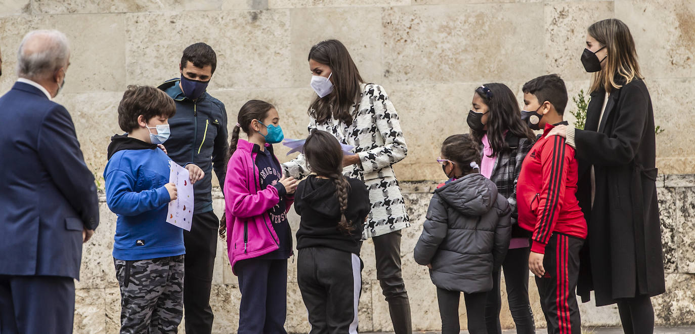 Fotos: La reina clausura el seminario de la Lengua en San Millán de la Cogolla