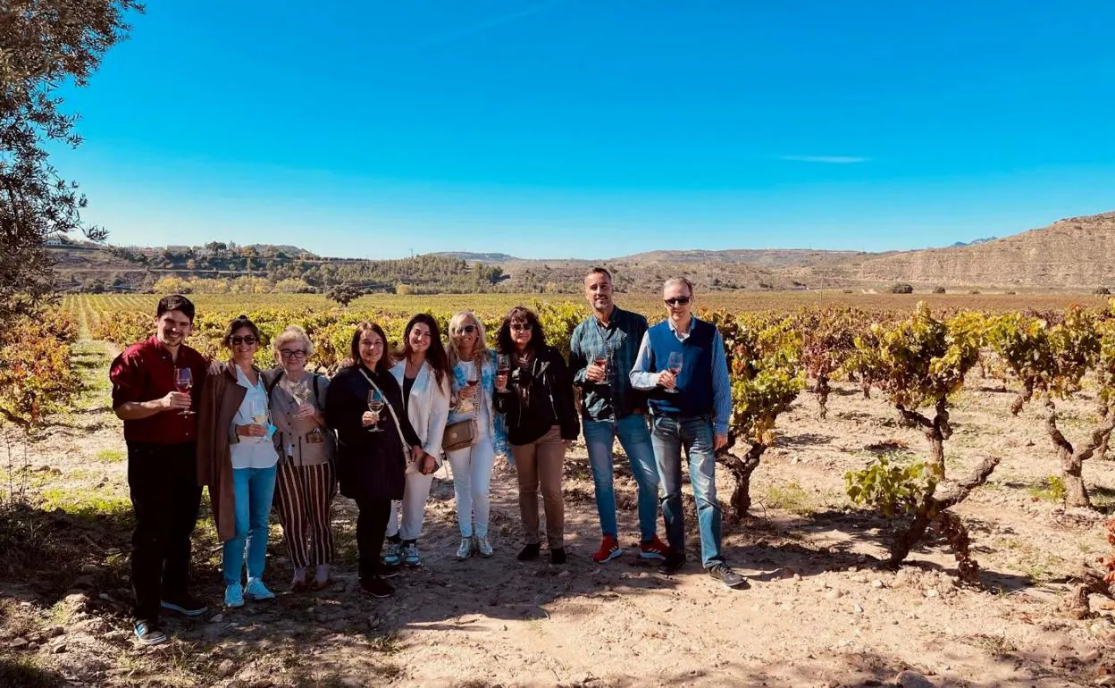 Encuentro con representantes de bodegas y profesionales de los viajes de negocios y eventos. 