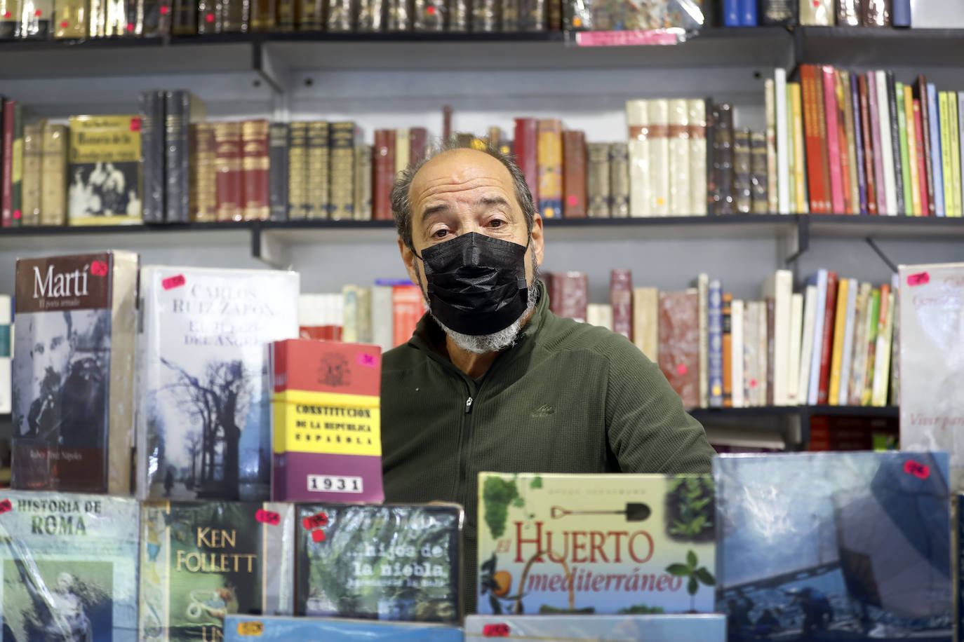 Fotos: El viernes de la feria &#039;Otoño de libros (y vinos)&#039;