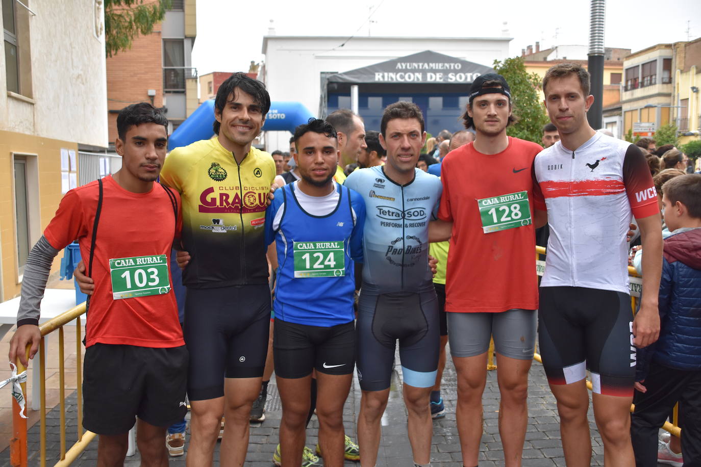 El séptimo duatlón cross de Rincón de Soto contó este domingo con 152 participantes, 92 en individual y 60 en pareja.