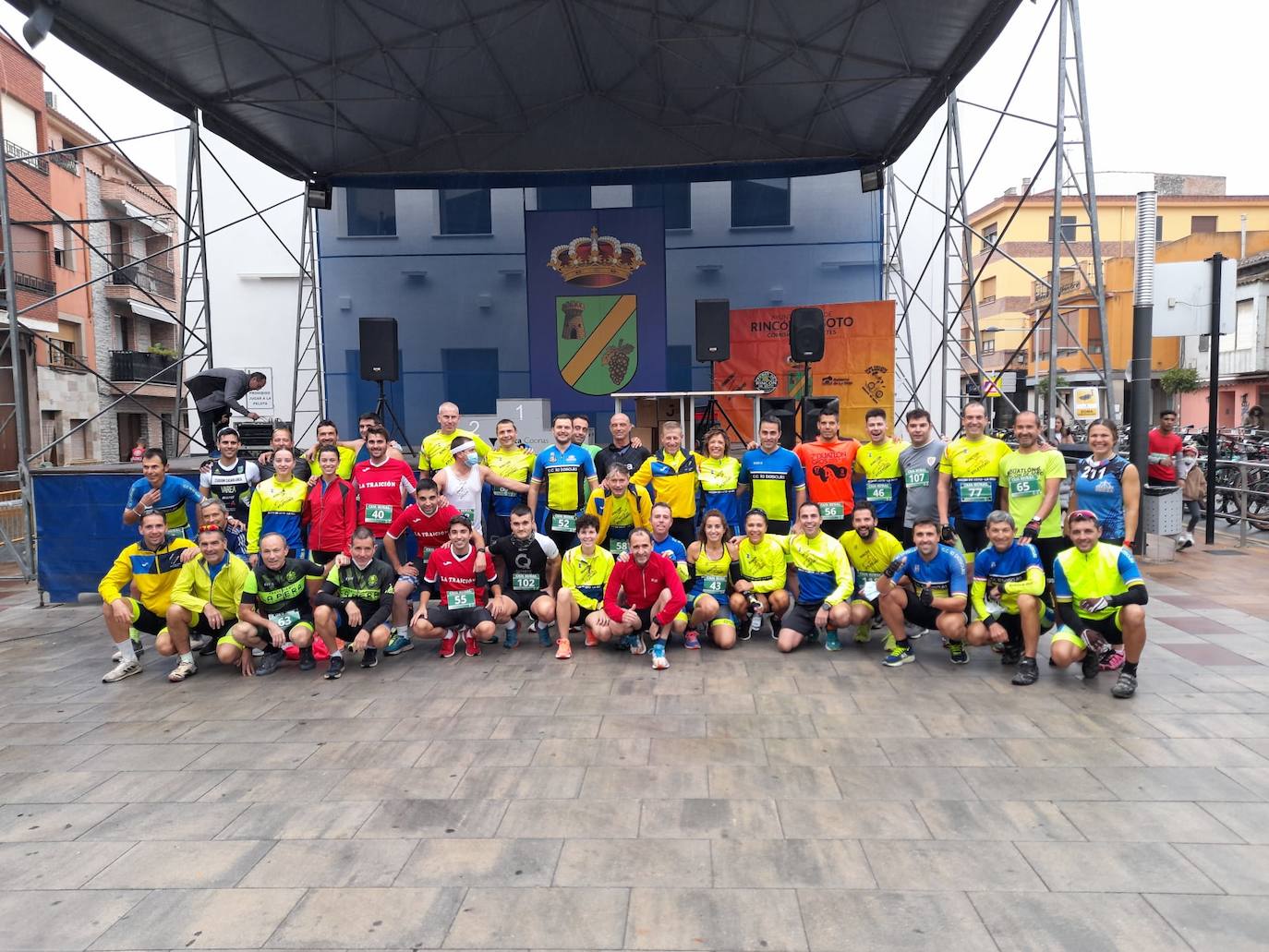 El séptimo duatlón cross de Rincón de Soto contó este domingo con 152 participantes, 92 en individual y 60 en pareja.