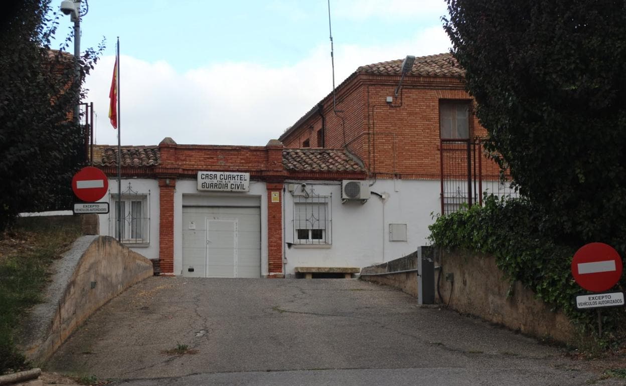 Imagen del cuartel actual de la Guardia Civil en Villamediana de Iregua, situado en la avenida de Cameros. 