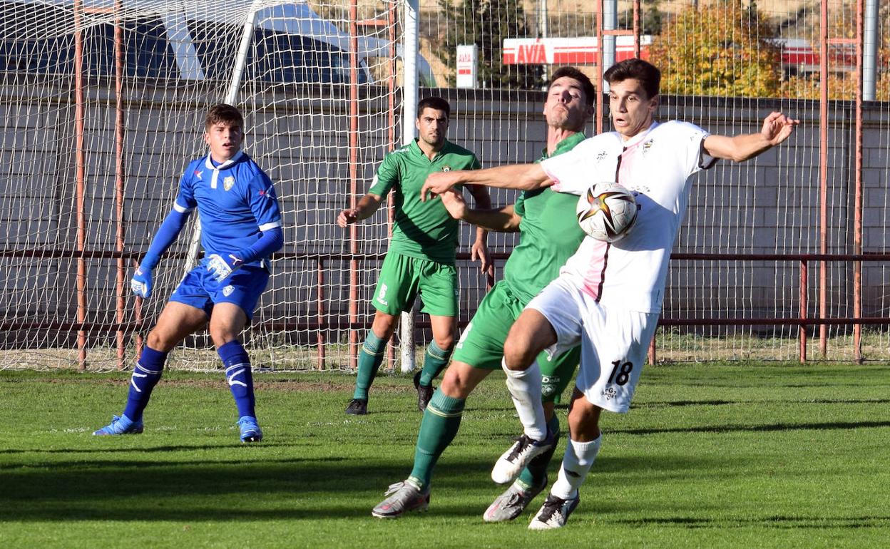 El Racing Rioja impone su ley ante un combativo Gernika