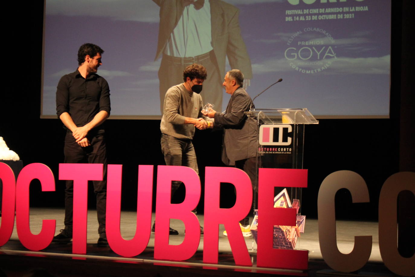 El 23 Festival de Cine entregó el premio Ciudad de Arnedo a Aura Garrido