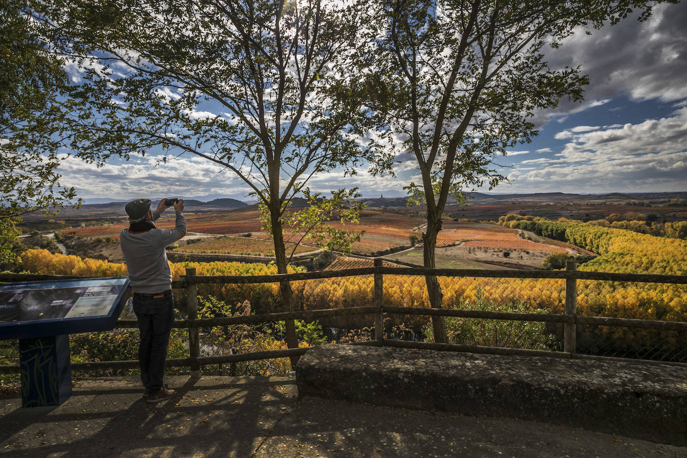 Fotos: El otoño transforma el paisaje de La Rioja