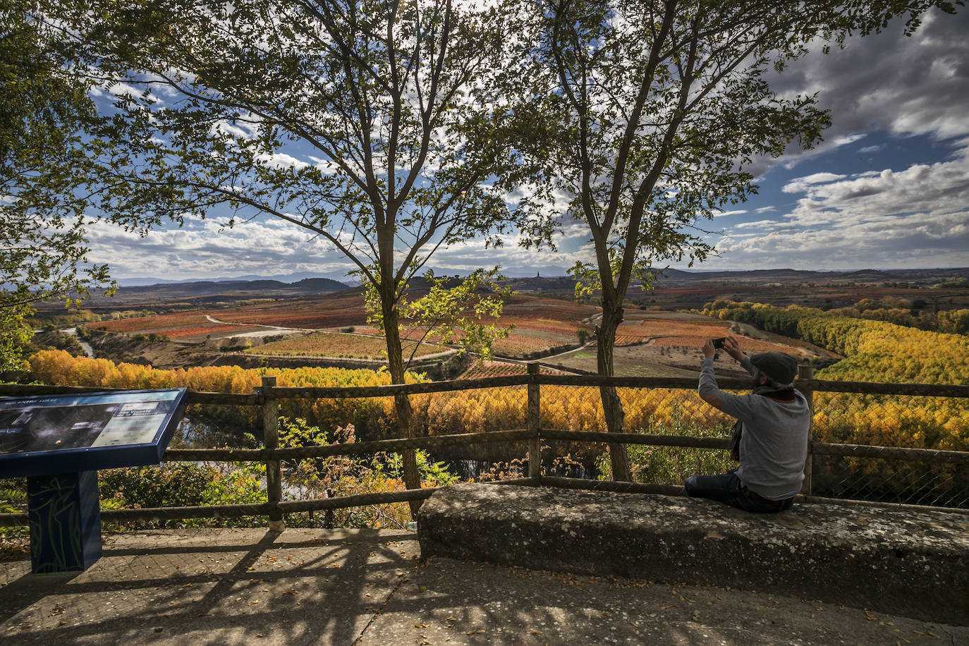 Fotos: El otoño transforma el paisaje de La Rioja