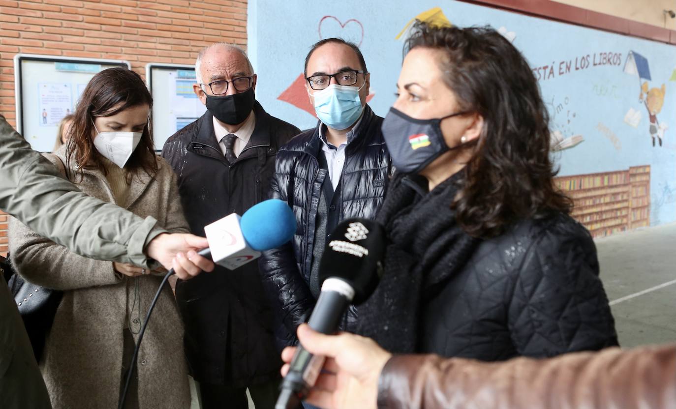 La comunidad educativa del colegio Sagrado Corazón (Jesuitas), donde estudiaba el pequeño asesinado, ha guardado un minuto de silencio