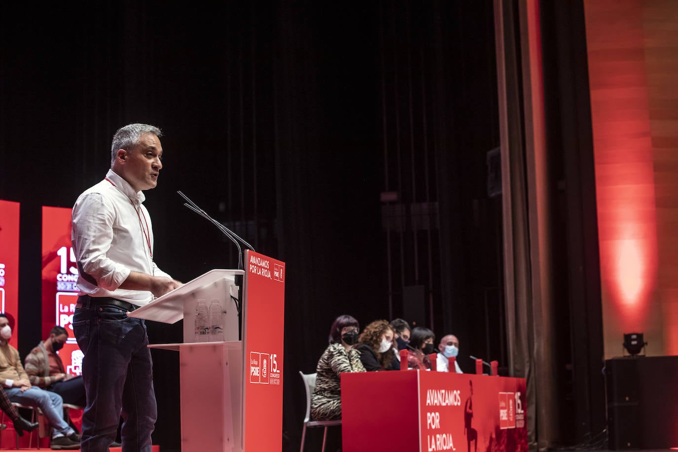 La cita zanja la bicefalia del partido dejando todo el poder en manos de Andreu