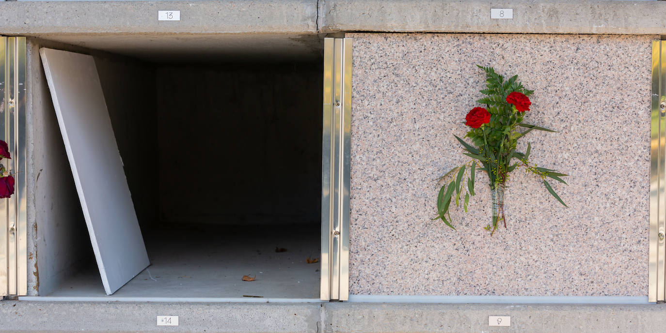 Fotos: Día de Todos los Santos en el cementerio de Logroño