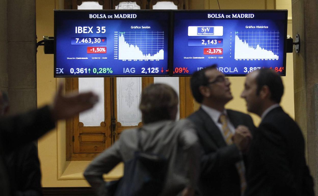 Interior de la Bolsa de Madrid. 