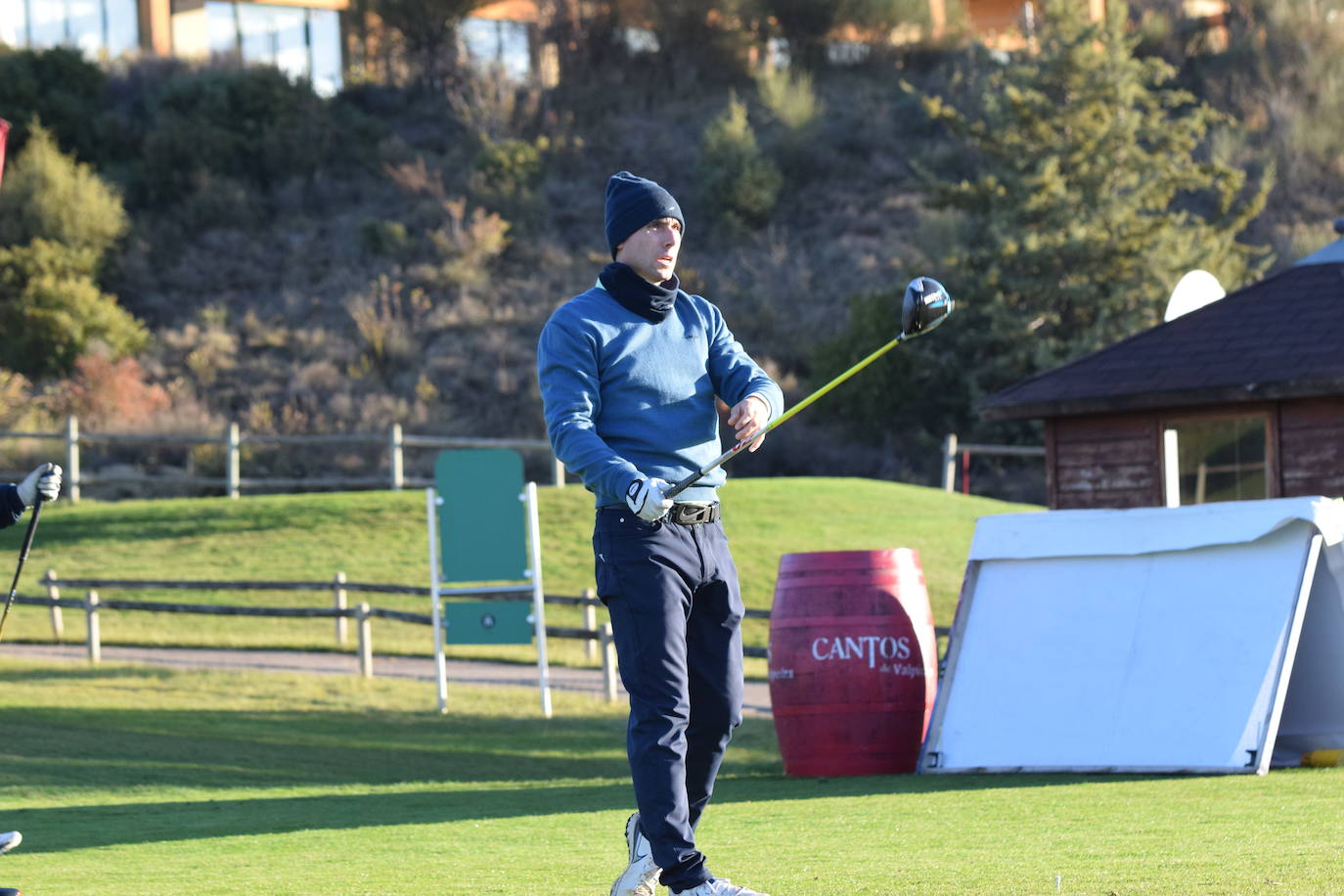 Los participantes en el torneo Finca Valpiedra, de la Liga de Golf y Vino, disfrutaron de un gran día en El Campo de Logroño.