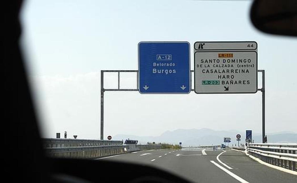 Autovía A-12 a la altura de Santo Domingo de La Calzada. 