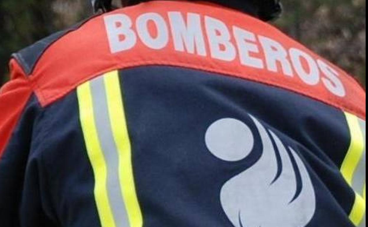 La explosión de una bombona de butano provoca un incendio en un unifamiliar de El Villar de Arnedo