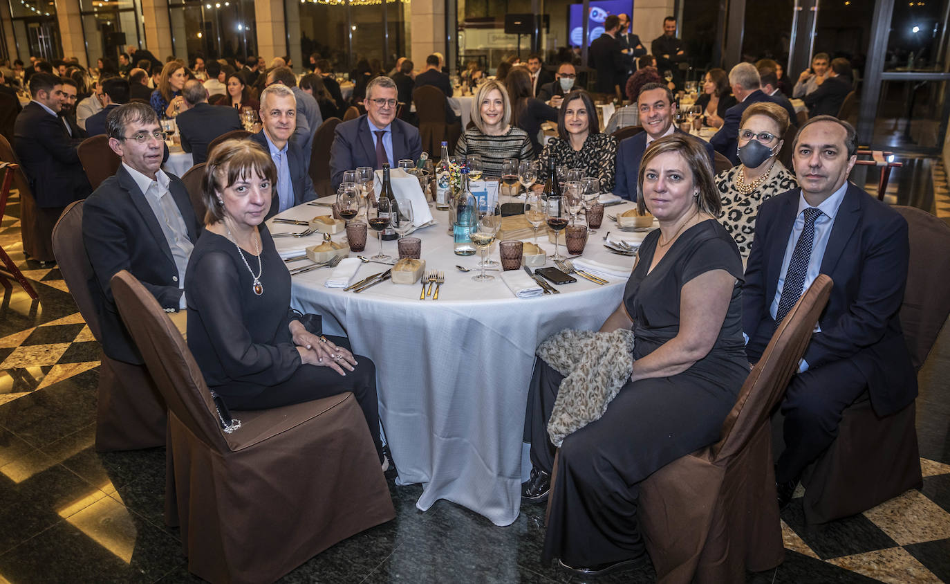 La Asociación de Ingenieros de Telecomunicaciones de La Rioja celebró su gran gala anual.