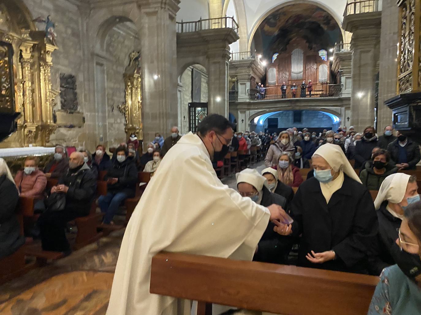 La localidad jarrera ha rendido un homenaje a las religiosas